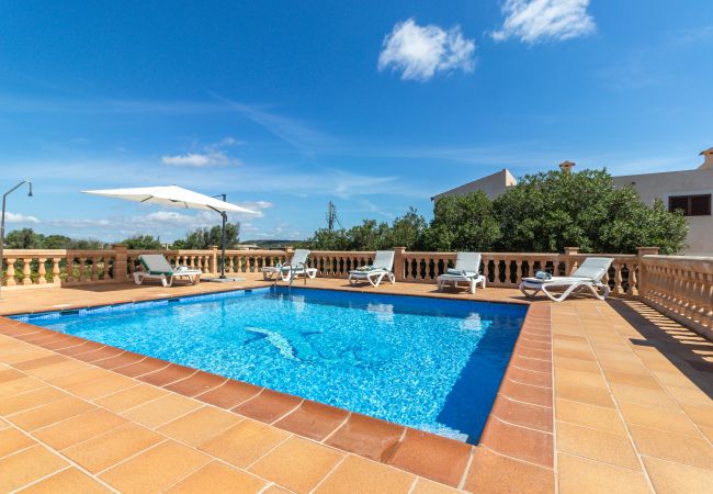 Ferienhaus in Ses Salines - Can Pancho Haus zur monatlichen Miete mit Pool in Ses Salines Ferienhaus in Ses Salines - Can Pancho Haus zur monatlichen Miete mit Pool in Ses Salines
