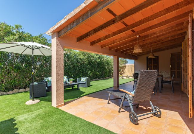 Ferienhaus in Ses Salines - Can Pancho Haus zur monatlichen Miete mit Pool in Ses Salines Ferienhaus in Ses Salines - Can Pancho Haus zur monatlichen Miete mit Pool in Ses Salines