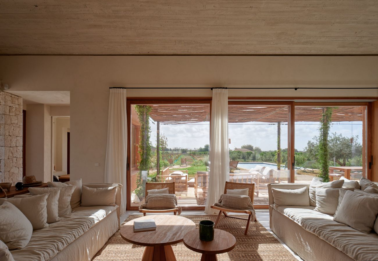 Villa in Manacor - Can Carmel Stilvolle Finca mit 6 Schlafzimmern und Pool zur Monatsmiete bei Manacor