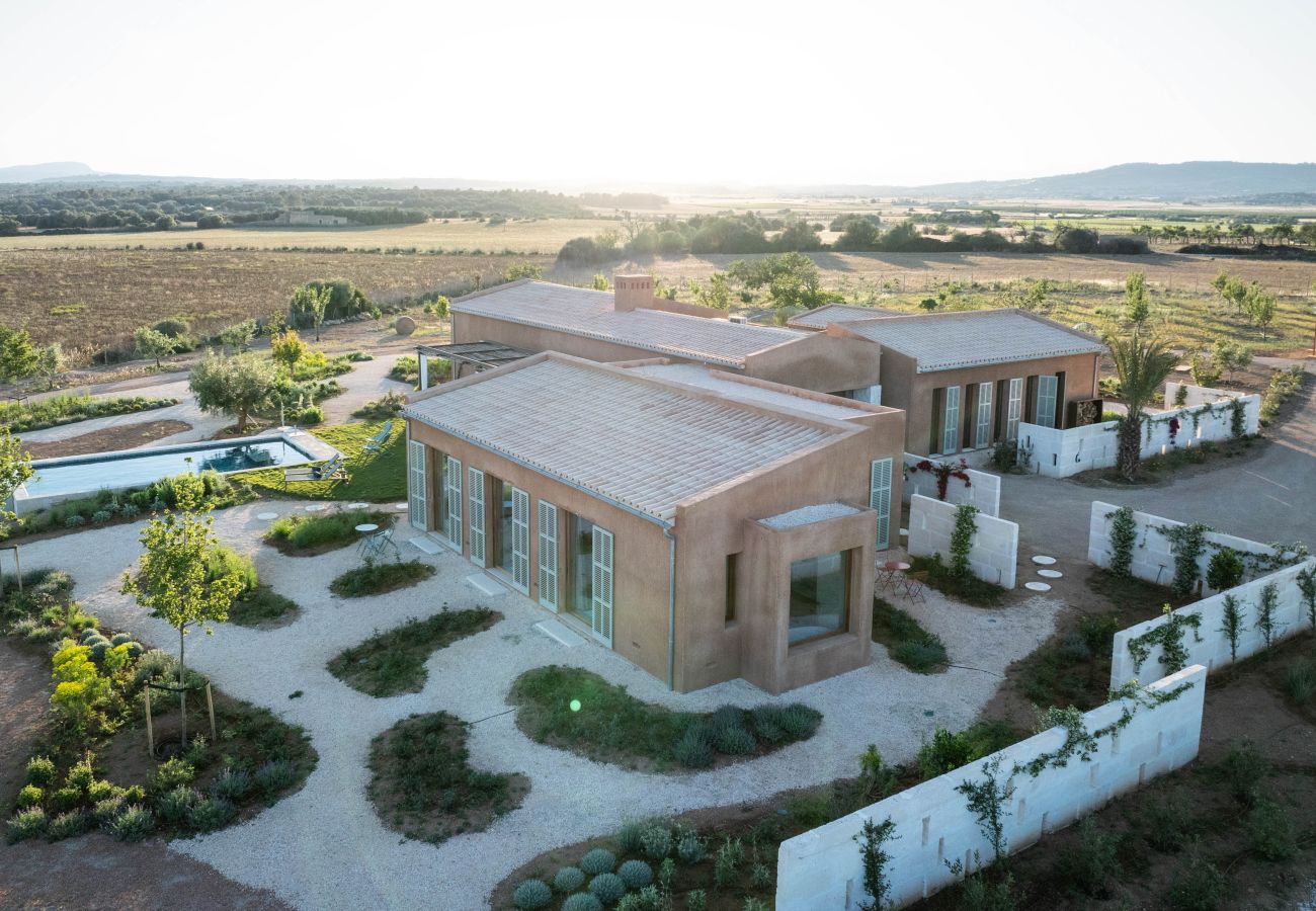 Villa in Manacor - Can Carmel Stilvolle Finca mit 6 Schlafzimmern und Pool zur Monatsmiete bei Manacor