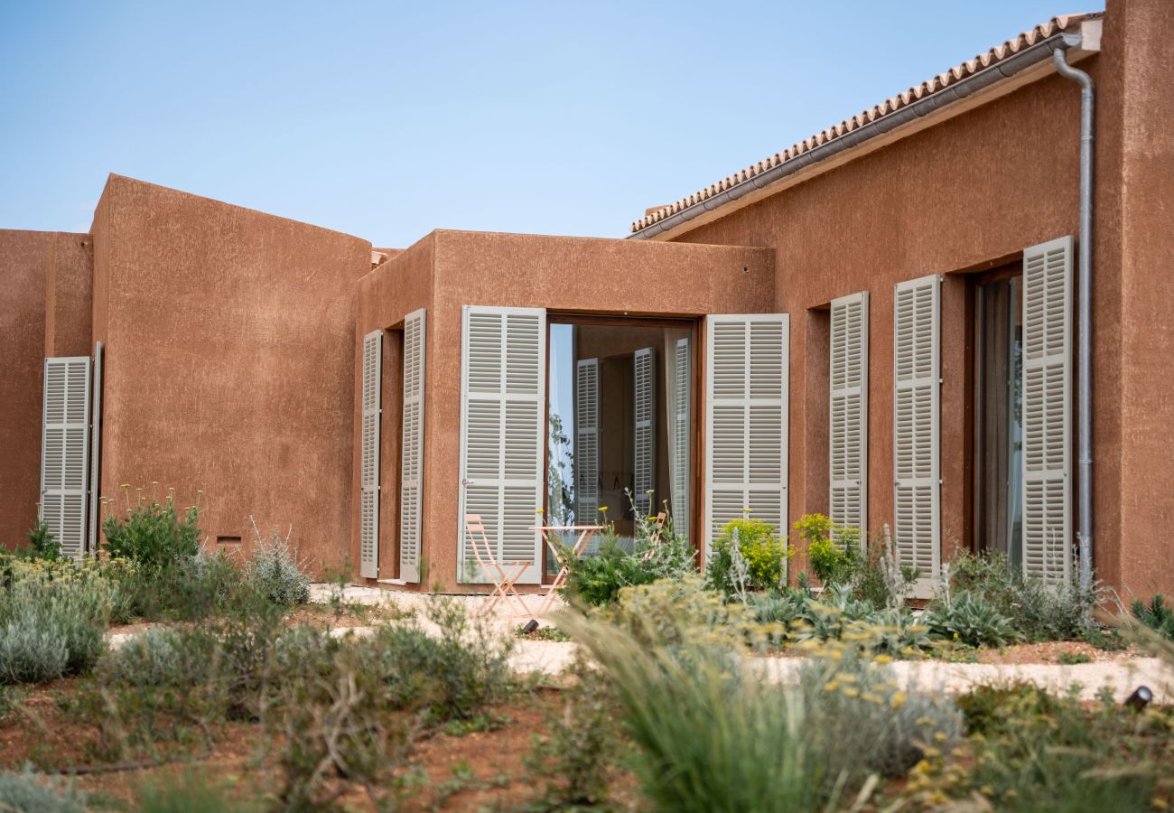 Villa in Manacor - Can Carmel Stilvolle Finca mit 6 Schlafzimmern und Pool zur Monatsmiete bei Manacor