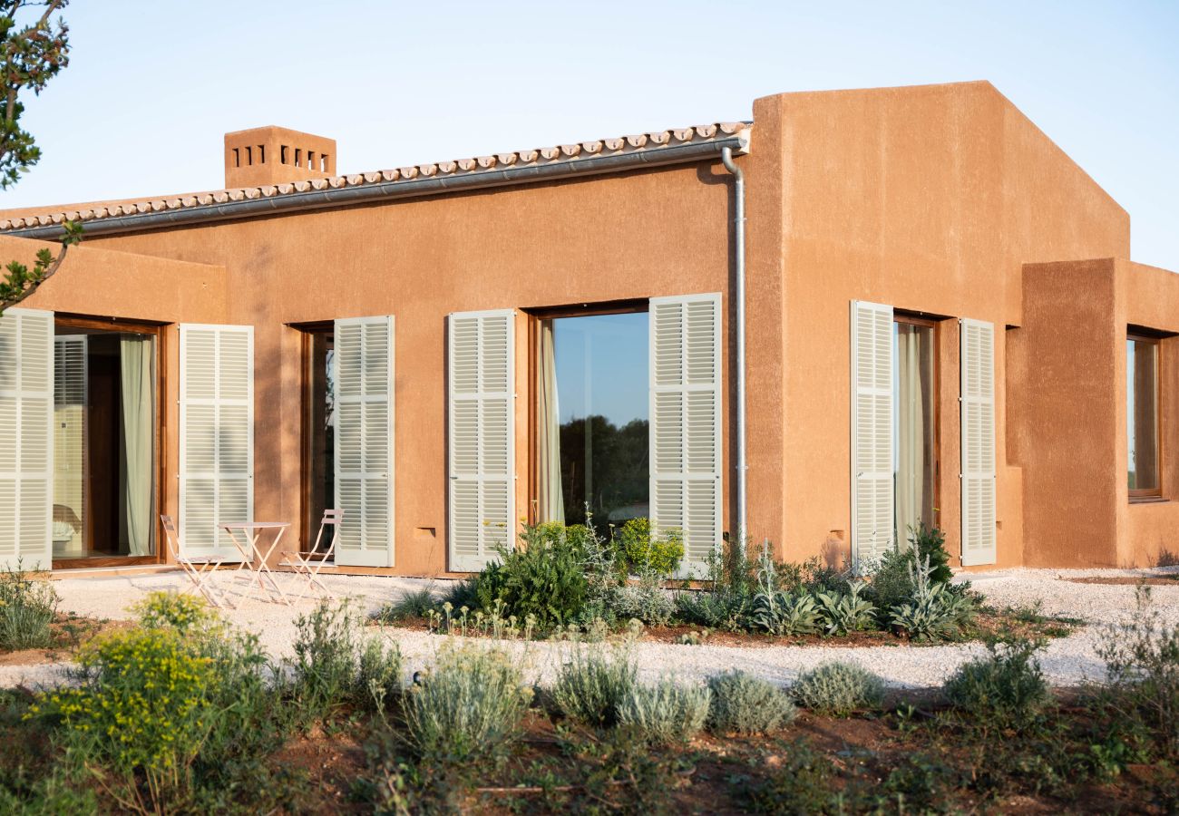 Villa in Manacor - Can Carmel Stilvolle Finca mit 6 Schlafzimmern und Pool zur Monatsmiete bei Manacor
