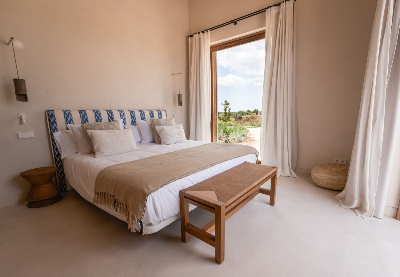 Villa in Manacor - Can Carmel Stilvolle Finca mit 6 Schlafzimmern und Pool zur Monatsmiete bei Manacor