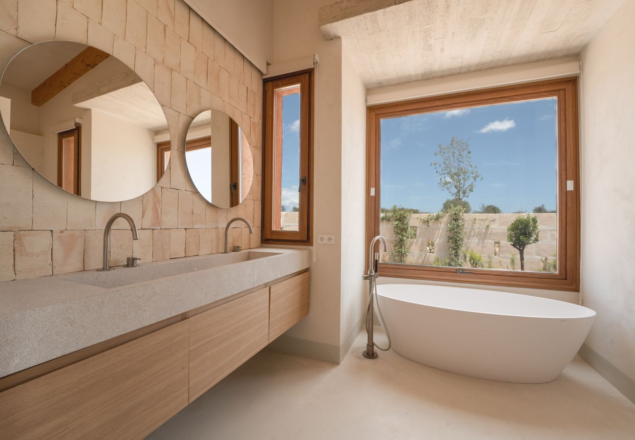 Villa in Manacor - Can Carmel Stilvolle Finca mit 6 Schlafzimmern und Pool zur Monatsmiete bei Manacor