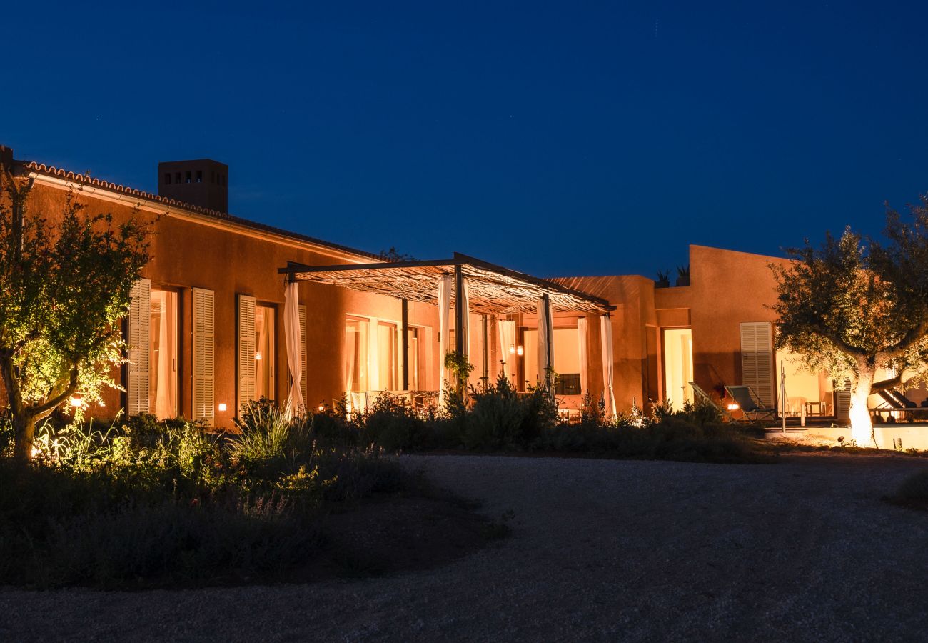 Villa in Manacor - Can Carmel Stilvolle Finca mit 6 Schlafzimmern und Pool zur Monatsmiete bei Manacor