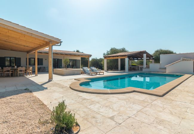 Villa in Ses Salines - Villa Olivo modernes Ferienhaus mit Pool auf Mallorca nahe Ses Salines und Es Trenc Villa in Ses Salines - Villa Olivo modernes Ferienhaus mit Pool auf Mallorca nahe Ses Salines und Es Trenc