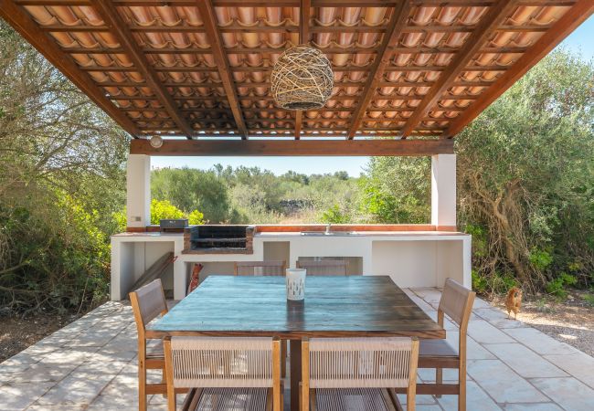 Villa in Ses Salines - Villa Olivo modernes Ferienhaus mit Pool auf Mallorca nahe Ses Salines und Es Trenc Villa in Ses Salines - Villa Olivo modernes Ferienhaus mit Pool auf Mallorca nahe Ses Salines und Es Trenc