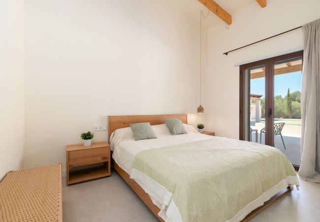 Villa in Ses Salines - Villa Olivo modernes Ferienhaus mit Pool auf Mallorca nahe Ses Salines und Es Trenc Villa in Ses Salines - Villa Olivo modernes Ferienhaus mit Pool auf Mallorca nahe Ses Salines und Es Trenc