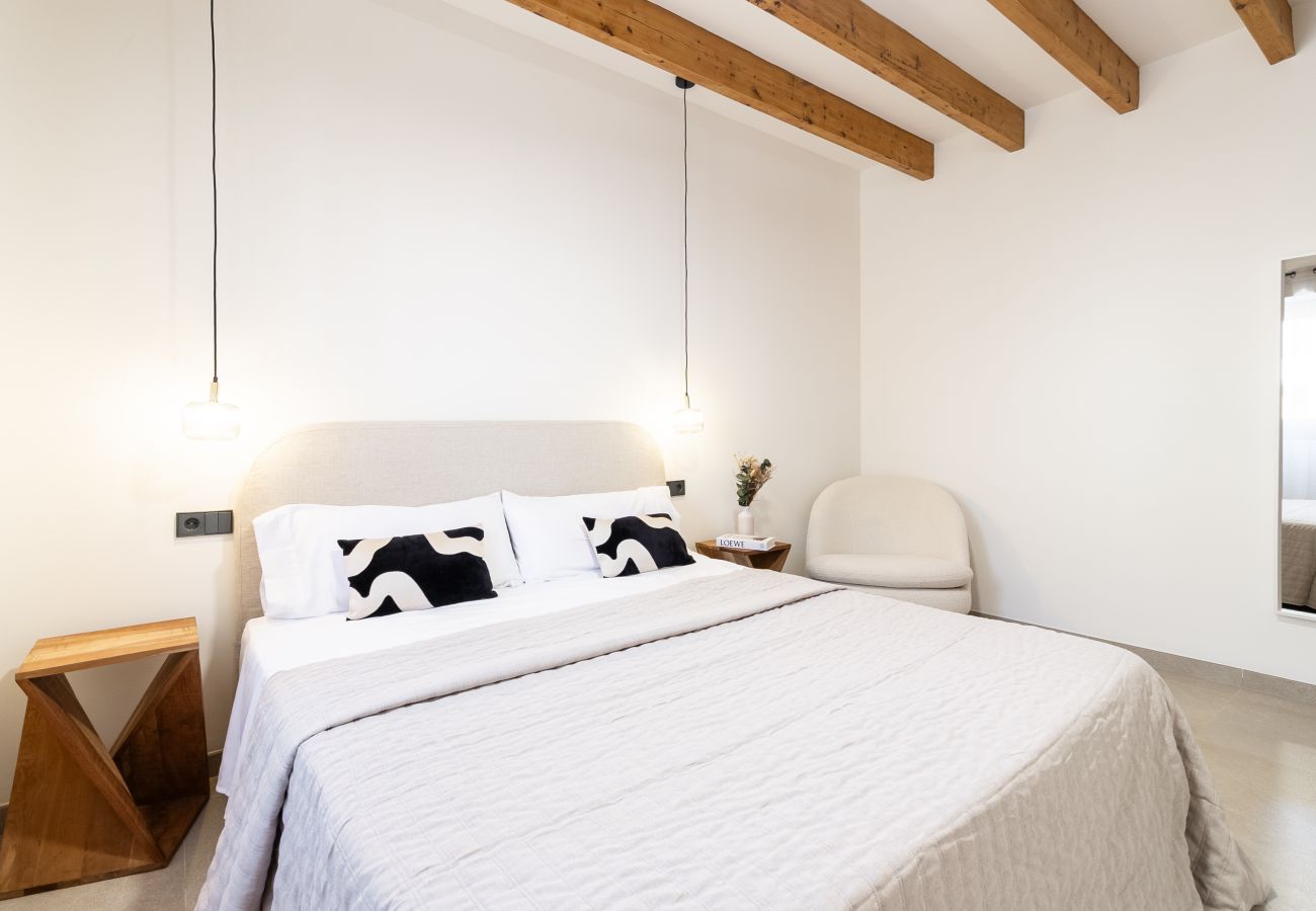 Ferienhaus in Ses Salines - S’Olivera modernes Haus mit Pool in Ses Salines zur monatlichen Miete auf Mallorca