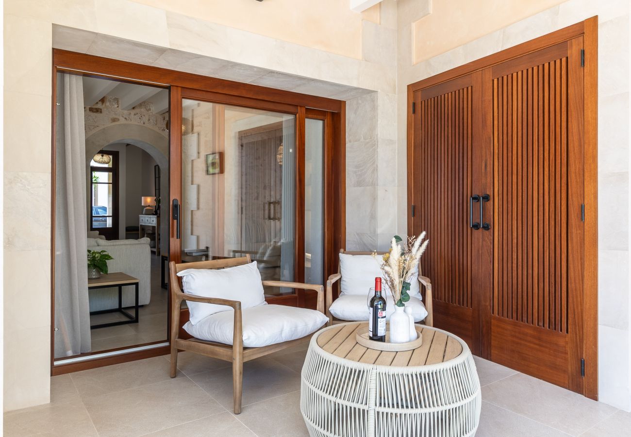 Ferienhaus in Ses Salines - S’Olivera modernes Haus mit Pool in Ses Salines zur monatlichen Miete auf Mallorca