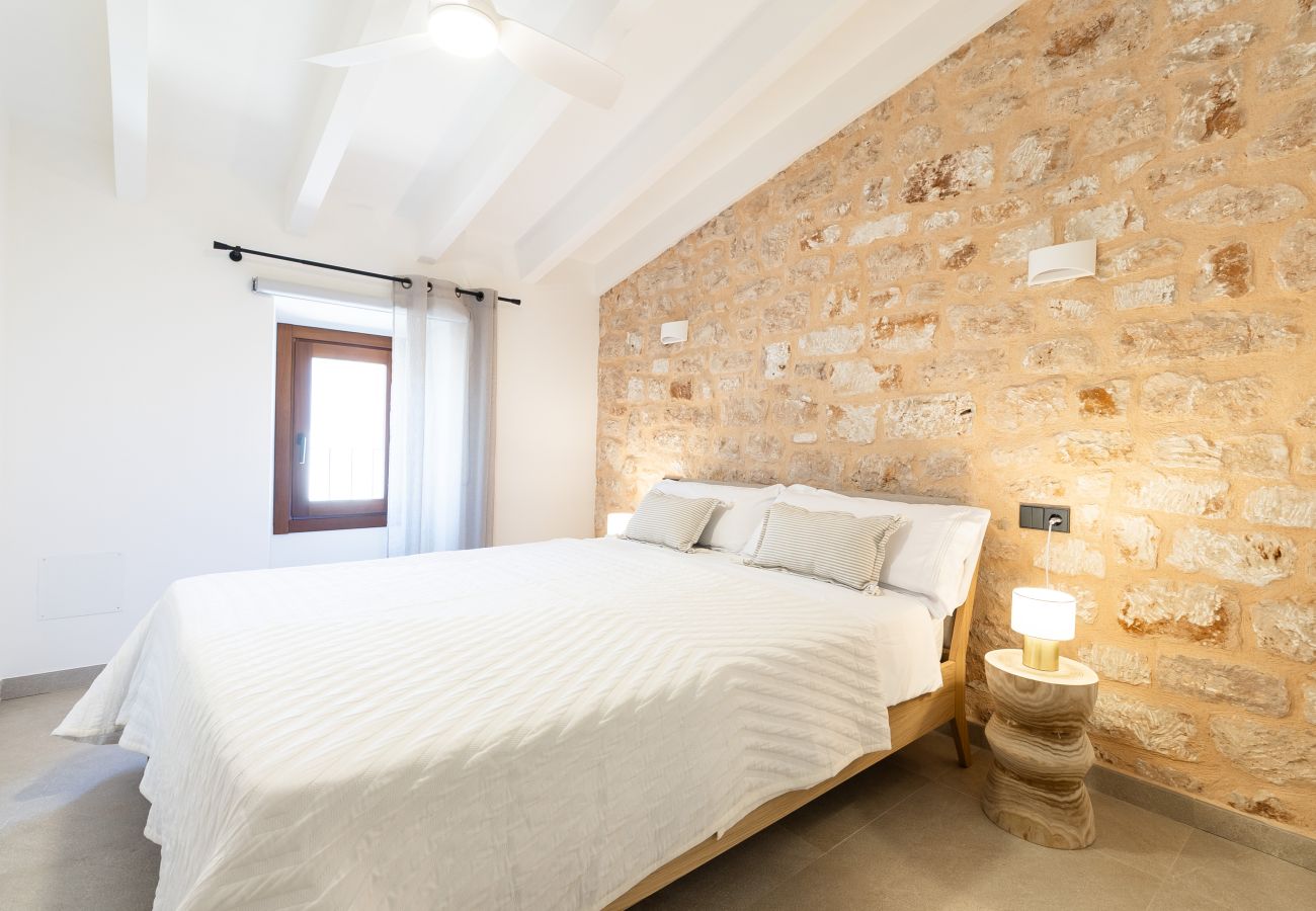 Ferienhaus in Ses Salines - S’Olivera modernes Haus mit Pool in Ses Salines zur monatlichen Miete auf Mallorca