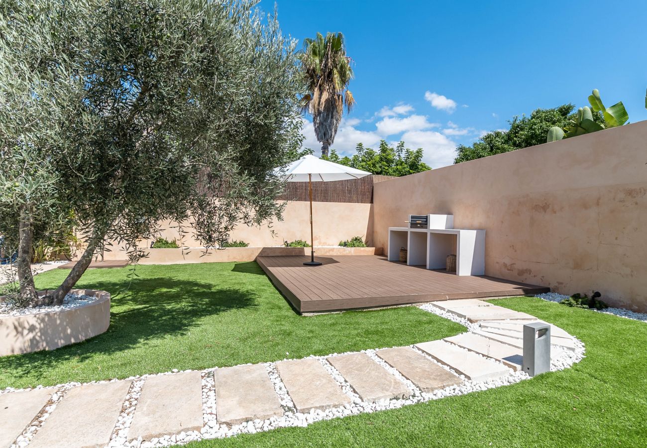 Ferienhaus in Ses Salines - S’Olivera modernes Haus mit Pool in Ses Salines zur monatlichen Miete auf Mallorca