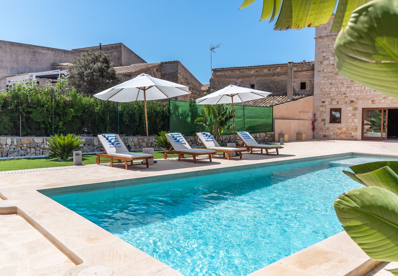 Ferienhaus in Ses Salines - S’Olivera modernes Haus mit Pool in Ses Salines zur monatlichen Miete auf Mallorca