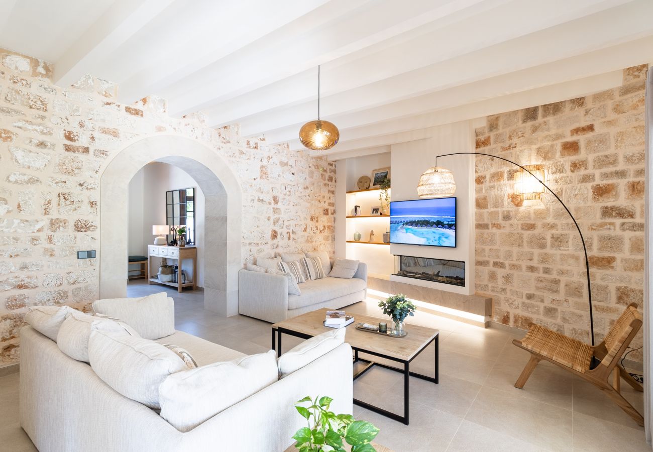 Ferienhaus in Ses Salines - S’Olivera modernes Haus mit Pool in Ses Salines zur monatlichen Miete auf Mallorca
