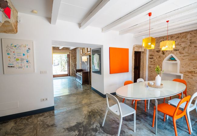 Ferienhaus in Felanitx - Can Pessal Finca in den Bergen mit privatem Pool nahe Es Carritx Mallorca Ferienhaus in Felanitx - Can Pessal Finca in den Bergen mit privatem Pool nahe Es Carritx Mallorca