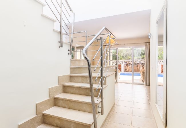 Villa in Cala Murada - Villa Occitania Mallorca modernes Ferienhaus in Cala Murada mit Pool für 8 Personen Villa in Cala Murada - Villa Occitania Mallorca modernes Ferienhaus in Cala Murada mit Pool für 8 Personen