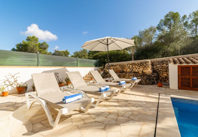 Villa in Cala Murada - Villa Occitania Mallorca modernes Ferienhaus in Cala Murada mit Pool für 8 Personen Villa in Cala Murada - Villa Occitania Mallorca modernes Ferienhaus in Cala Murada mit Pool für 8 Personen
