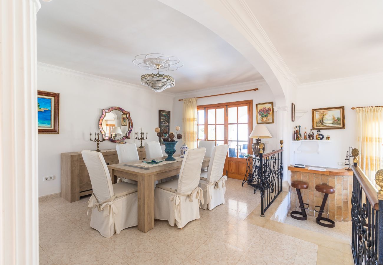 Ferienhaus in Cala Llombards - Ferienhaus Can Monxu in Cala Llombards mit Pool und Meerblick