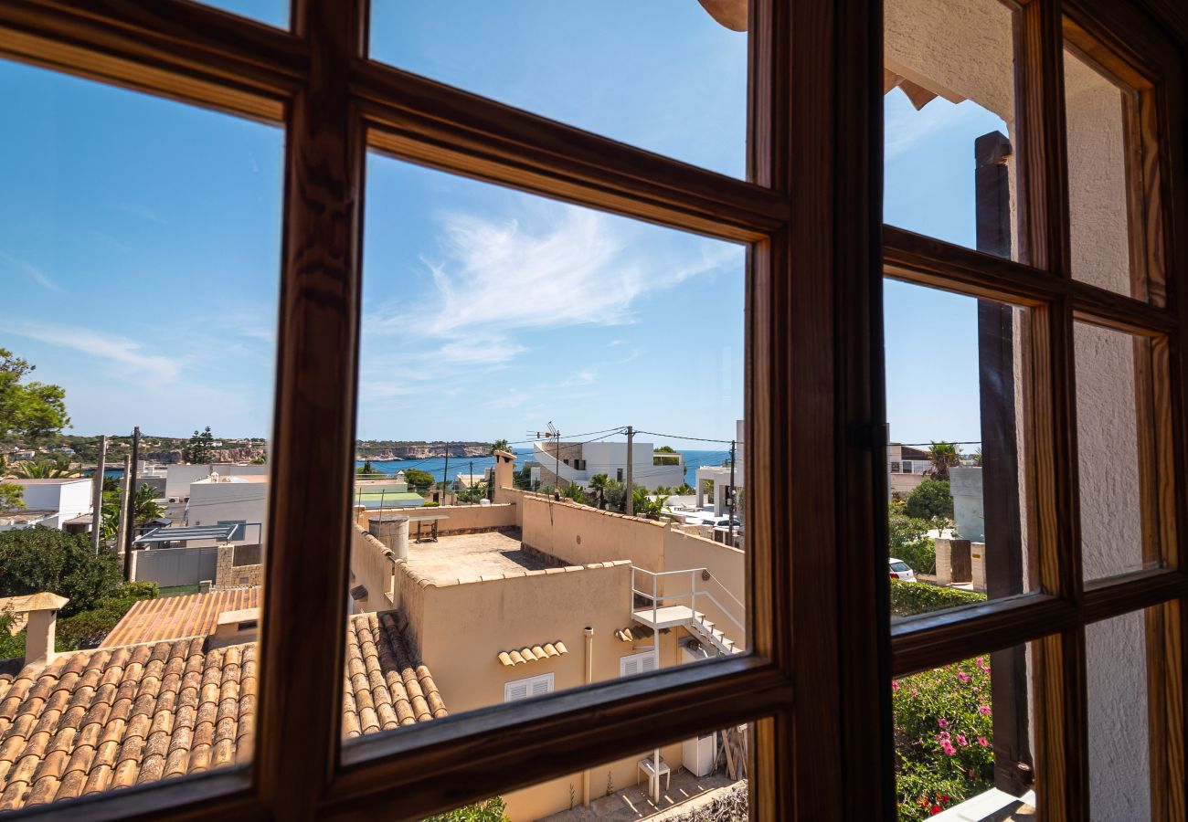 Ferienhaus in Cala Llombards - Ferienhaus Can Monxu in Cala Llombards mit Pool und Meerblick