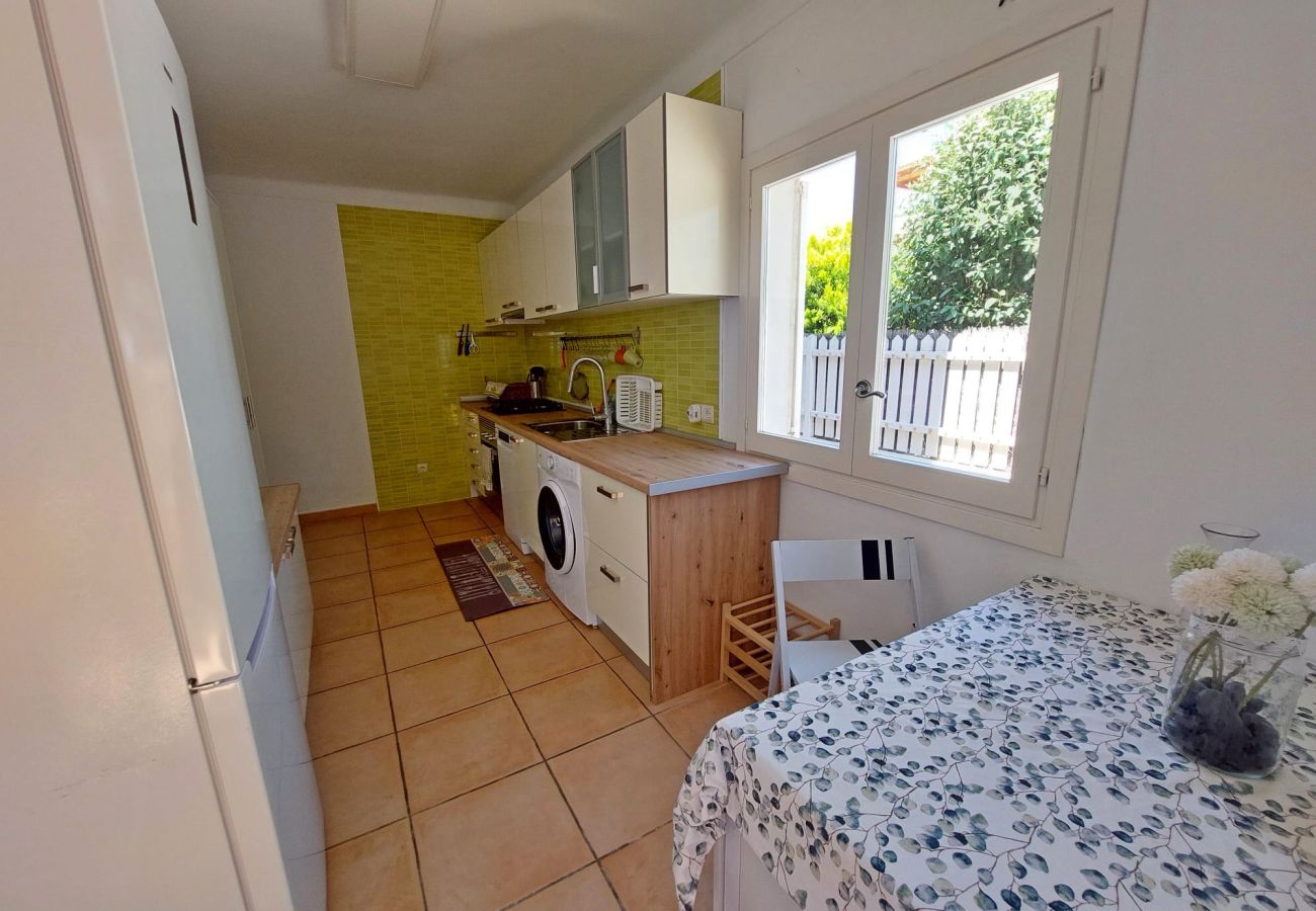 Ferienhaus in Es Llombards - Ferienhaus in Cala Llombards mit Pool und Meerblick nahe Santanyí auf Mallorca 