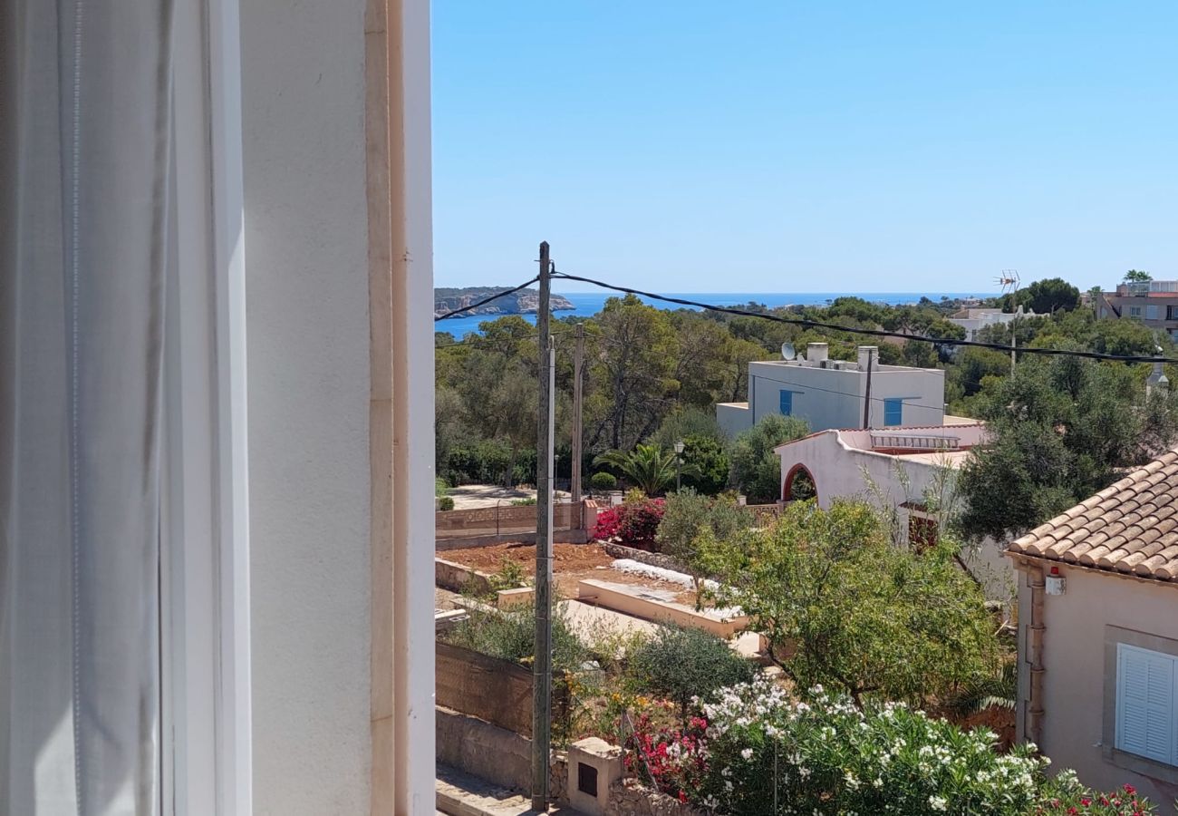 Ferienhaus in Es Llombards - Ferienhaus in Cala Llombards mit Pool und Meerblick nahe Santanyí auf Mallorca 