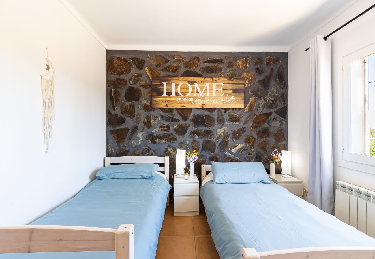 Ferienhaus in Es Llombards - Ferienhaus in Cala Llombards mit Pool und Meerblick nahe Santanyí auf Mallorca 