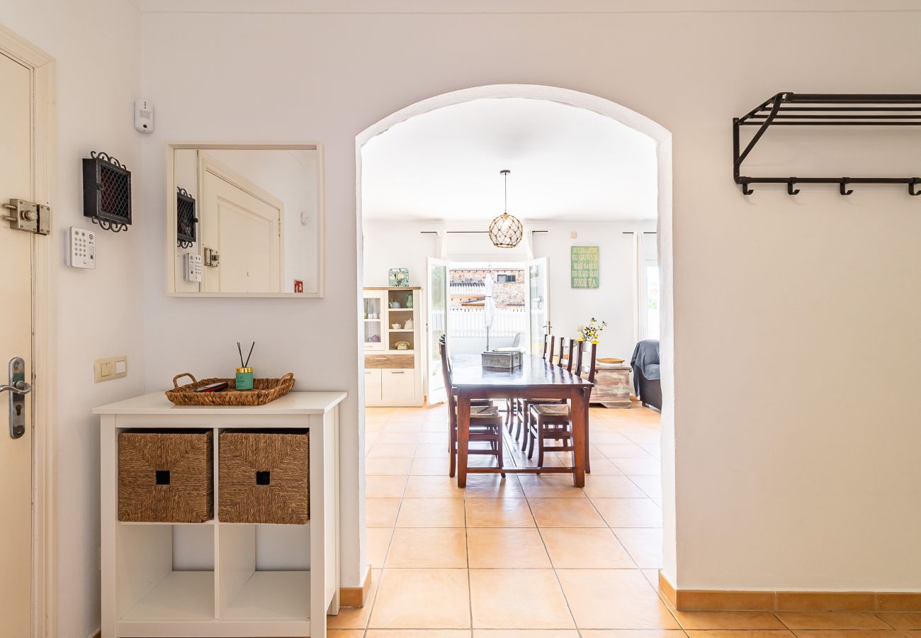 Ferienhaus in Es Llombards - Ferienhaus in Cala Llombards mit Pool und Meerblick nahe Santanyí auf Mallorca 