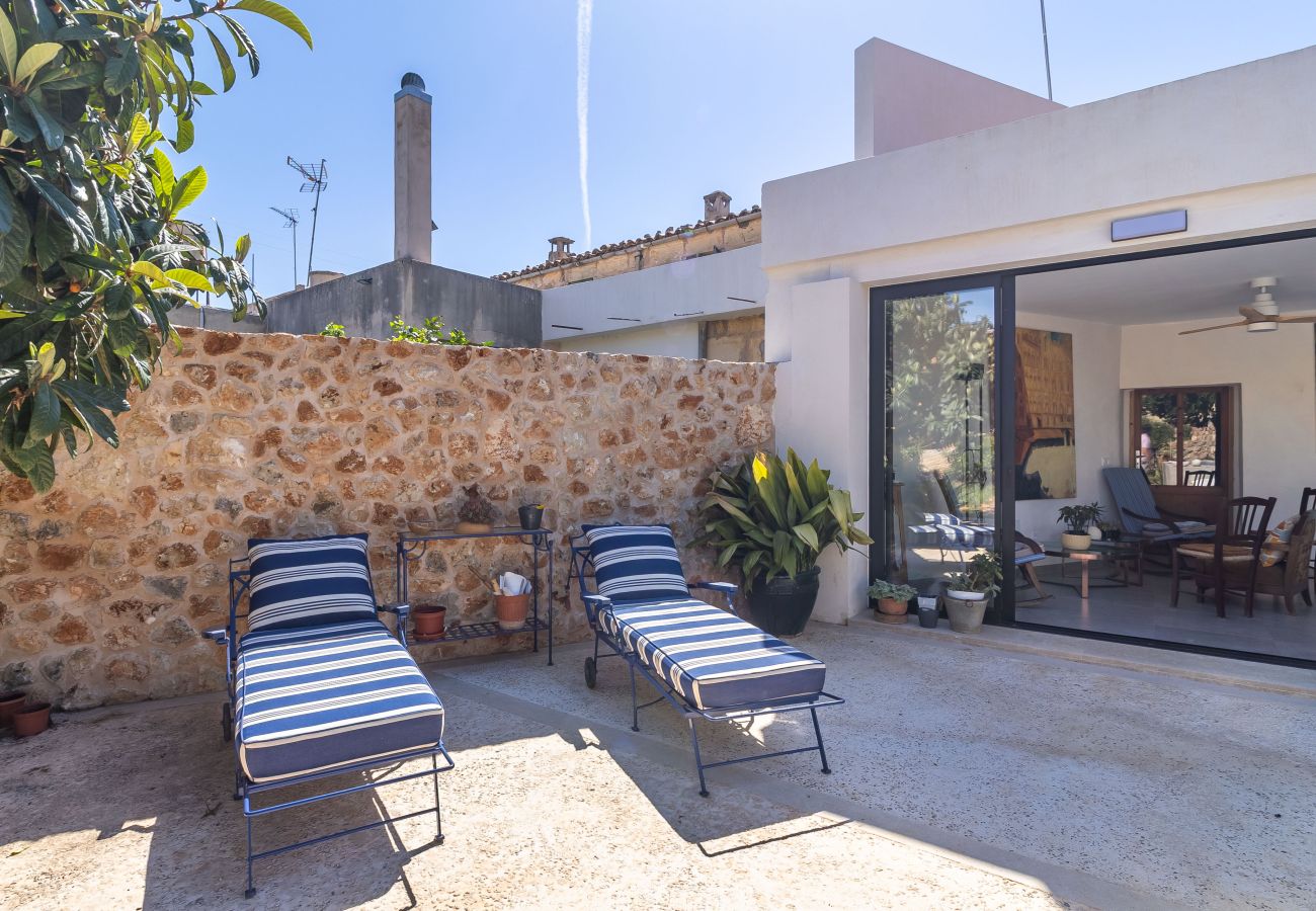 Ferienhaus in Ariany - Möbliertes Haus mit privatem Pool in Ariany Mallorca zur monatlichen Vermietung