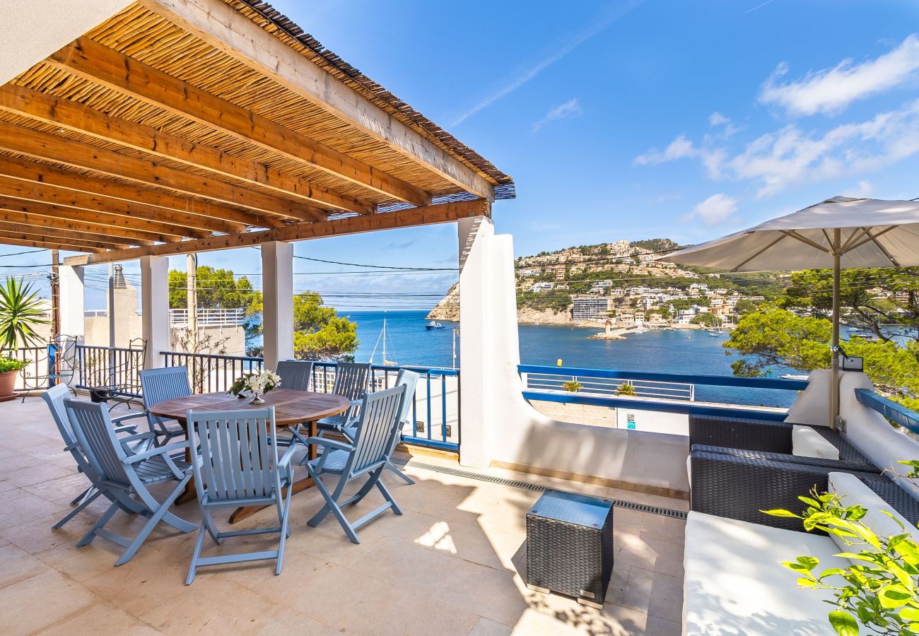 Villa in Port d' Andratx - Sea View Villa in Port Andratx