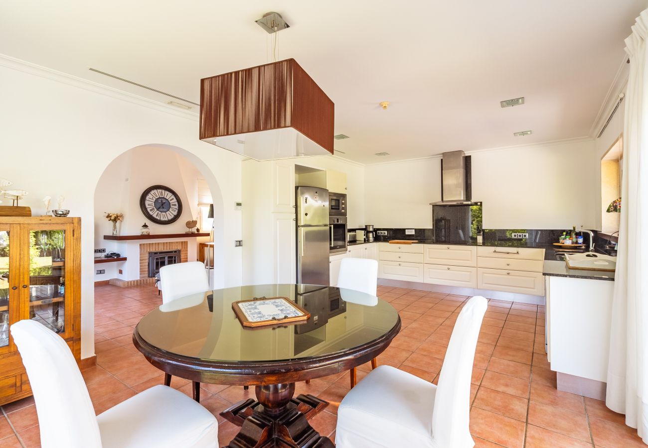 Ferienhaus in Cala Murada - Ca Na Marina Haus mit privatem Pool in Cala Murada zur temporären Vermietung