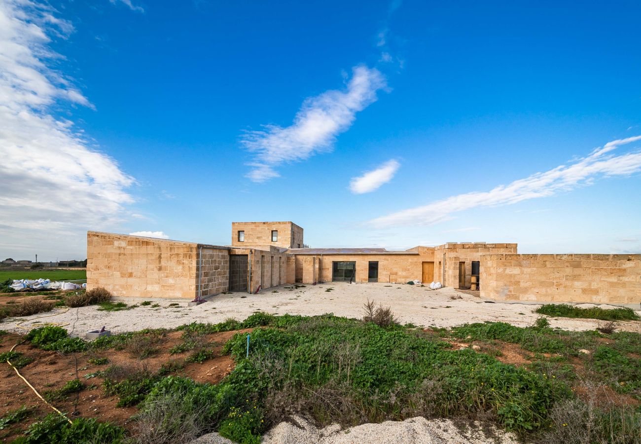 Finca en Campos - Finca Campo Sol Finca moderna en Campos con piscina en alquiler a largo plazo en Mallorca