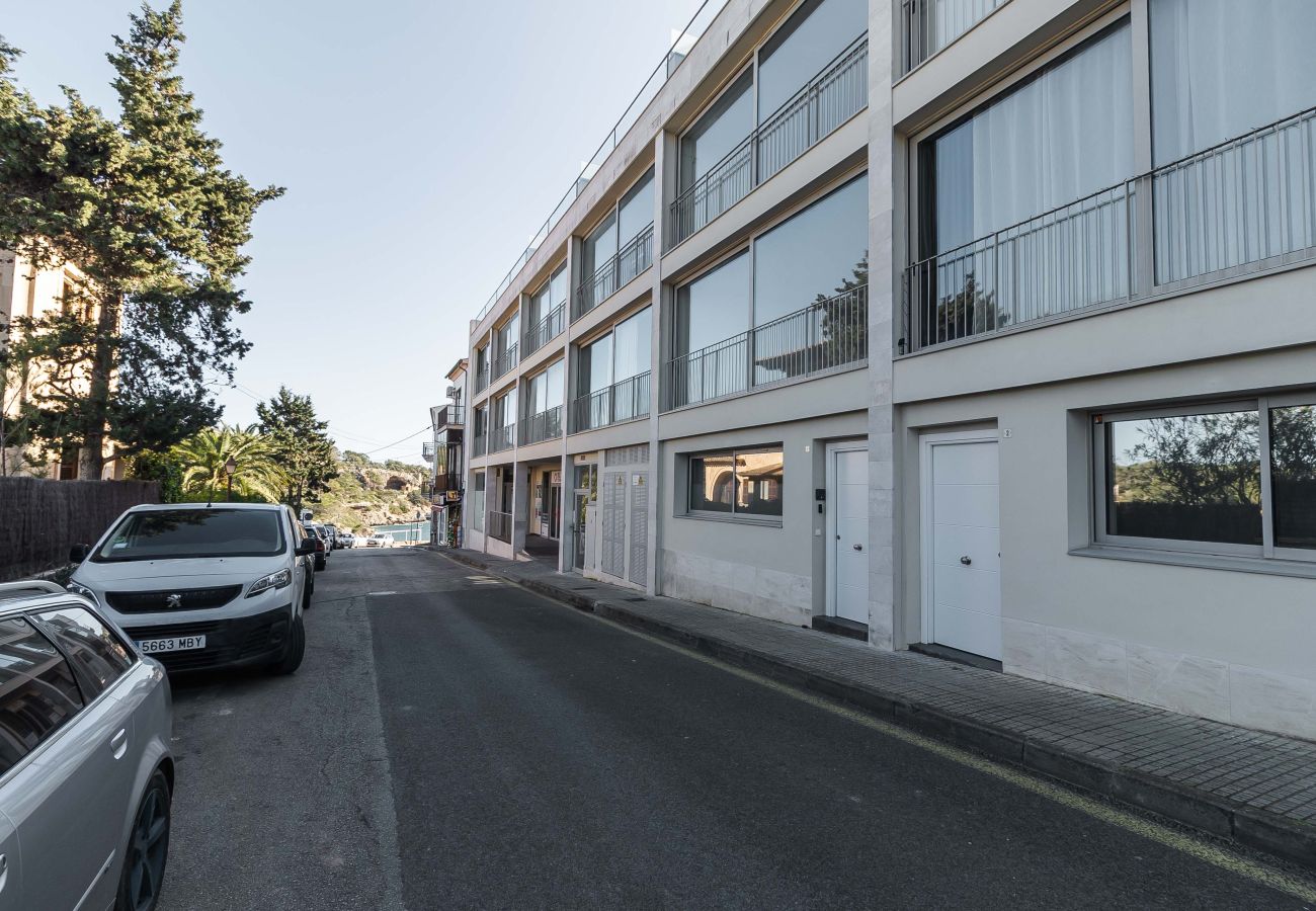 Piso en Cala Figuera - Apartamento moderno con vistas al mar en alquiler de larga duración en Cala Figuera