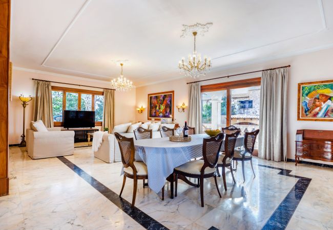 Villa en Santanyi - Beachfront Tower casa vacacional con piscina a solo 300 m de la playa de Cala Santanyí Villa en Santanyi - Beachfront Tower casa vacacional con piscina a solo 300 m de la playa de Cala Santanyí