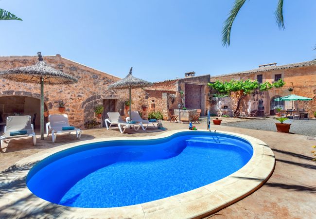  en Santanyi - Alojamiento vacacional Casa Antigua con piscina en un entorno rural tranquilo cerca de Santanyi