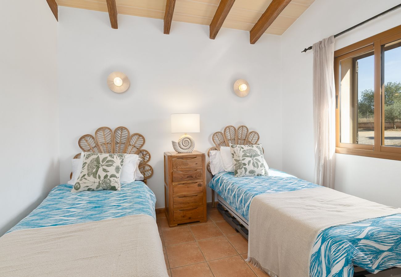 Finca en Santanyi - Sa Madoneta encantadora casa vacacional con vistas impresionantes y piscina en Santanyí