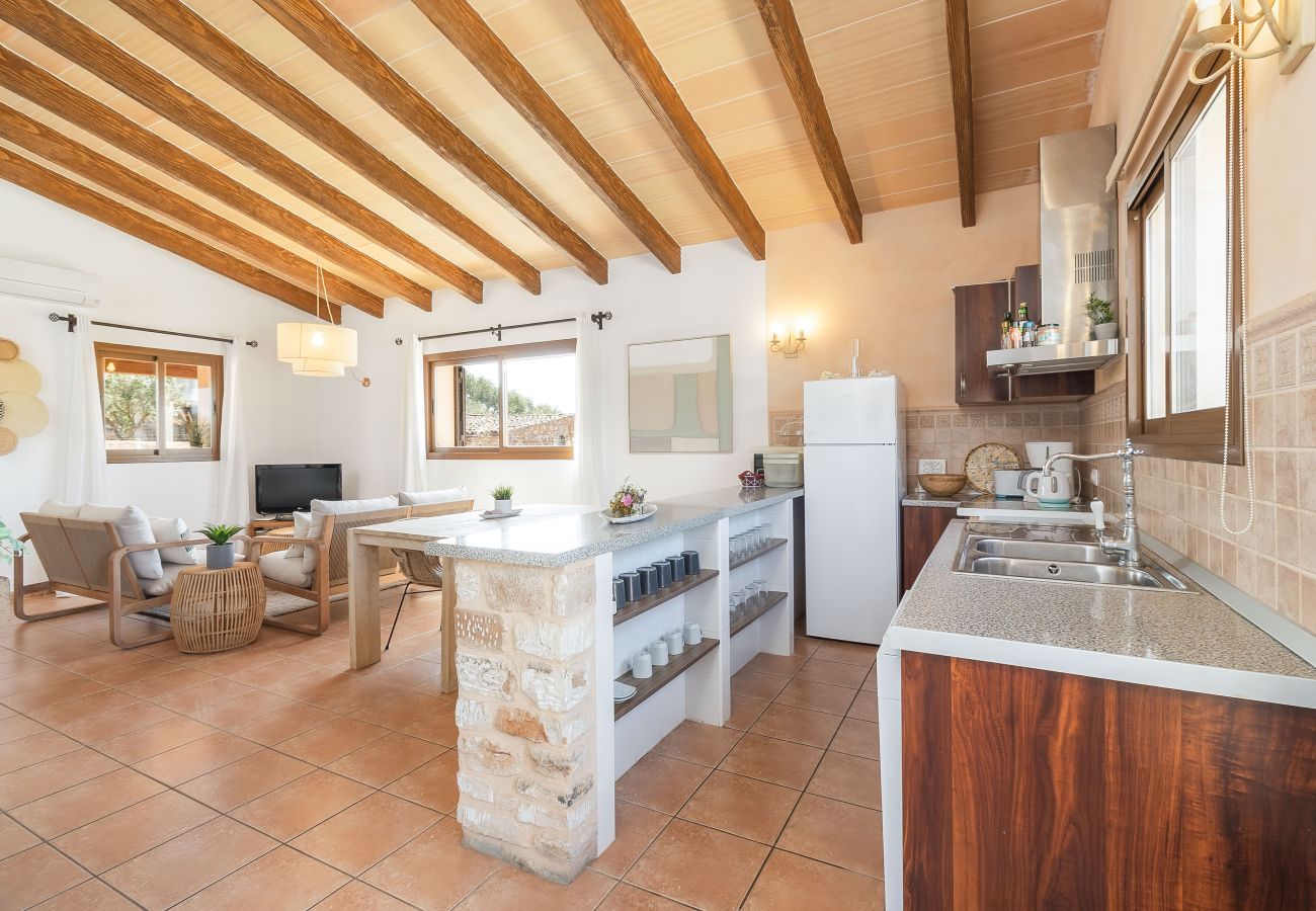 Finca en Santanyi - Sa Madoneta encantadora casa vacacional con vistas impresionantes y piscina en Santanyí