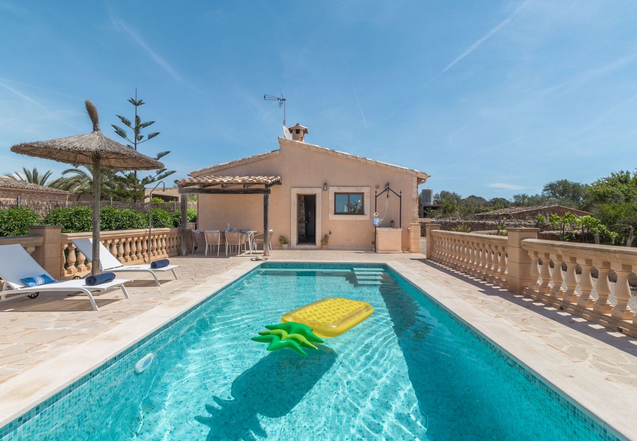 Finca en Santanyi - Sa Madoneta encantadora casa vacacional con vistas impresionantes y piscina en Santanyí