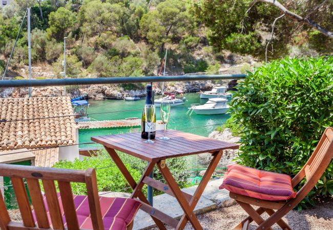 Apartamento en Cala Figuera - Harbour View 2 Apartamento Vacacional junto al Mar en un Animado Pueblo Pesquero en Cala Figuera