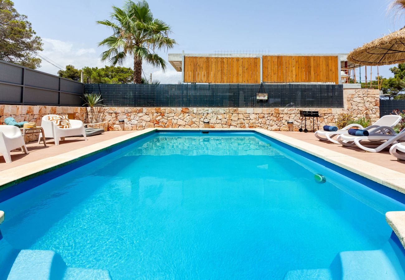 Casa en Santanyi - Casa Abril » Casa vacacional con piscina cerca de la playa