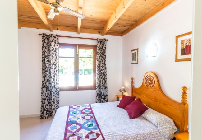 Chalet en Santanyi - Casa de vacaciones junto al mar con piscina privada cerca de la playa en Cala Santanyí Chalet en Santanyi - Casa de vacaciones junto al mar con piscina privada cerca de la playa en Cala Santanyí