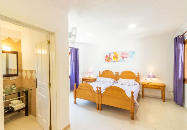 Chalet en Santanyi - Casa de vacaciones junto al mar con piscina privada cerca de la playa en Cala Santanyí Chalet en Santanyi - Casa de vacaciones junto al mar con piscina privada cerca de la playa en Cala Santanyí