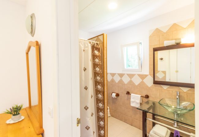 Chalet en Santanyi - Casa de vacaciones junto al mar con piscina privada cerca de la playa en Cala Santanyí Chalet en Santanyi - Casa de vacaciones junto al mar con piscina privada cerca de la playa en Cala Santanyí