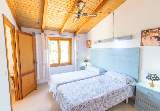 Chalet en Santanyi - Casa de vacaciones junto al mar con piscina privada cerca de la playa en Cala Santanyí Chalet en Santanyi - Casa de vacaciones junto al mar con piscina privada cerca de la playa en Cala Santanyí