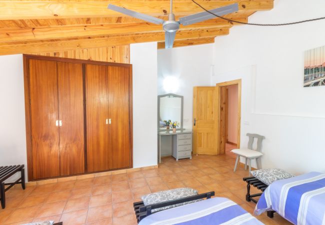 Chalet en Santanyi - Casa de vacaciones junto al mar con piscina privada cerca de la playa en Cala Santanyí Chalet en Santanyi - Casa de vacaciones junto al mar con piscina privada cerca de la playa en Cala Santanyí