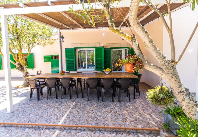 Chalet en Santanyi - Casa Aurora » Amplia casa vacacional con piscina a 100m de la playa 