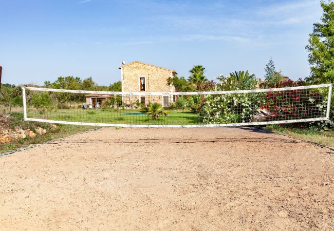 Finca en Campos - Finca Diez Grados Mas » finca moderna con piscina en la naturaleza de Mallorca 