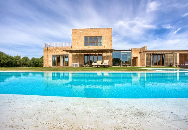 Finca en Campos - Son Coranta » finca moderna con piscina en ubicación tranquila, perfecto para sus vacaciones