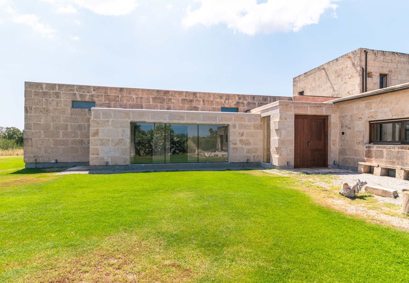 Finca en Campos - Son Coranta casa vacacional con estilo rústico y piscina en un entorno tranquilo y natural en Campos