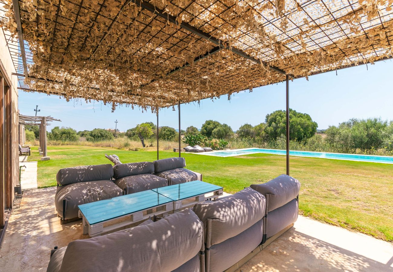 Finca en Campos - Son Coranta casa vacacional con estilo rústico y piscina en un entorno tranquilo y natural en Campos