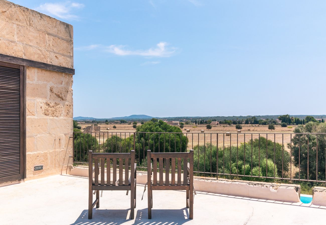 Finca en Campos - Son Coranta casa vacacional con estilo rústico y piscina en un entorno tranquilo y natural en Campos